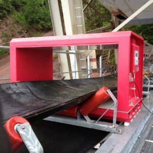 فلزیاب صنعتی